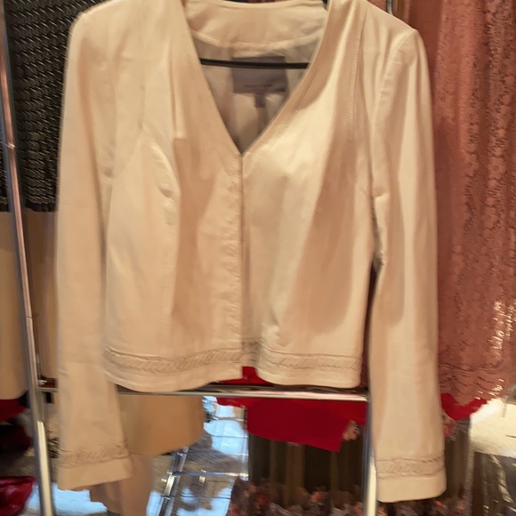 White leather jacket - Picture 3 of 15